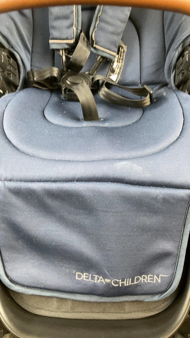 Delta Children Revolve Reversible Stroller, 2020, Cognac - Image 7