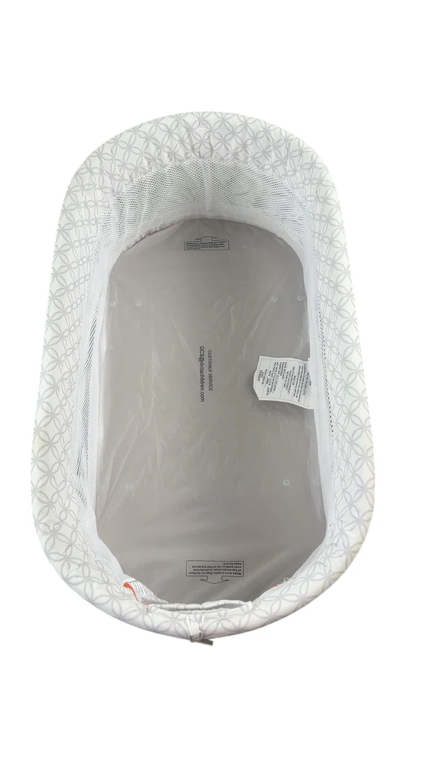 Delta Children Sweet Dreams Bassinet with Airflow Mesh, Grey Infinity - Image 4