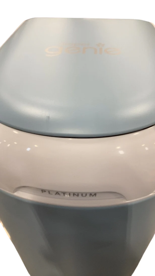 Diaper Genie Platinum Diaper Pail, Blue - Image 4