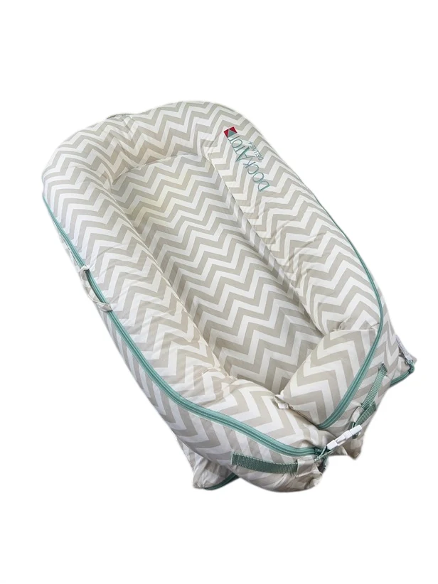 DockATot Deluxe+ Dock, Silver Lining (Chevron)