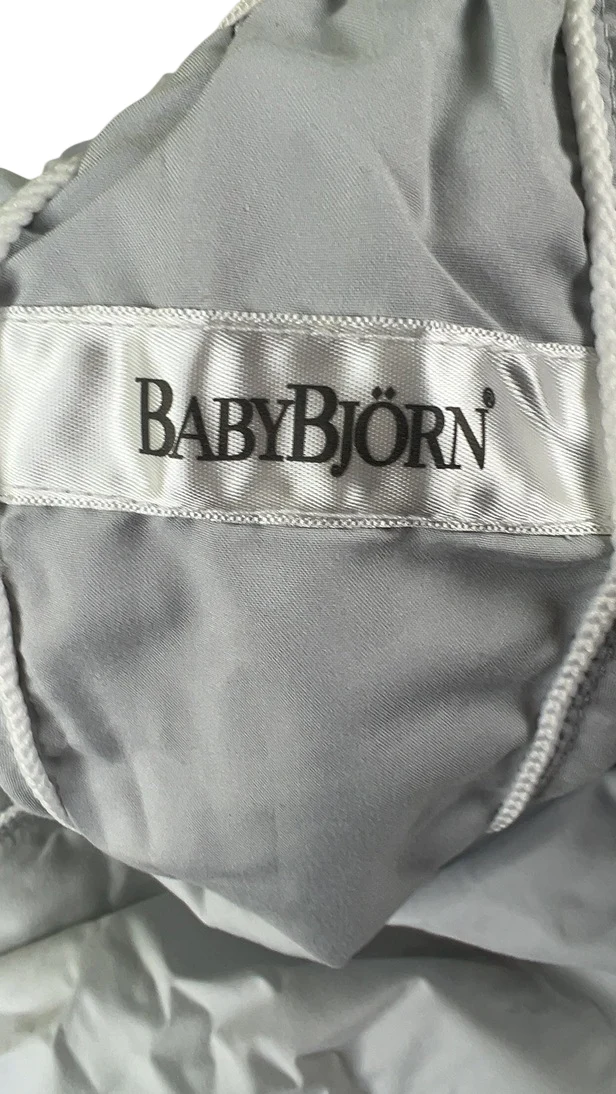 BabyBjorn Sun Cover For Baby Carrier, Light Grey - Image 3