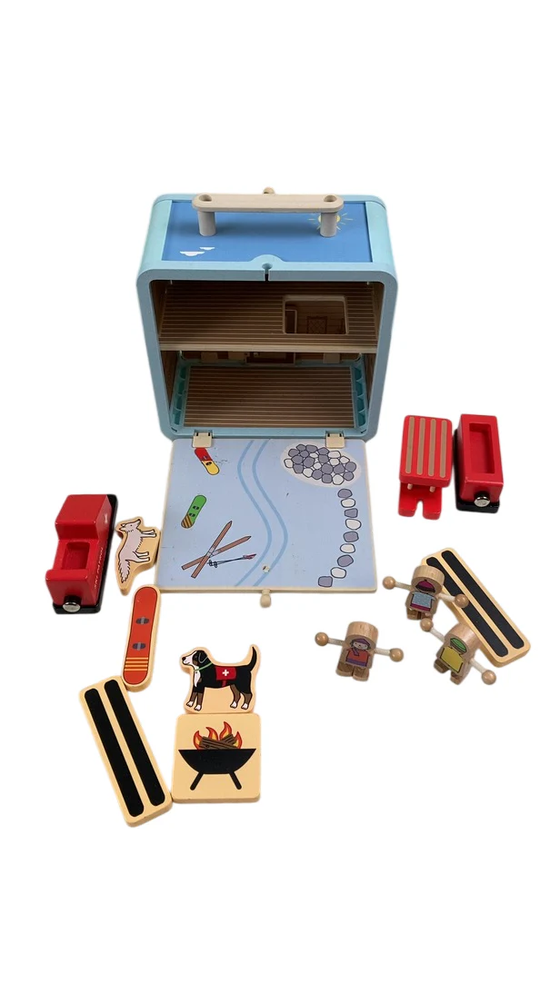 Jack Rabbit Surf Shack Suitcase Playset, Ski Chalet - Image 3