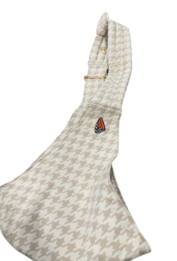 Mabē The Monarch Toddler Sling, Houndstooth - Image 2
