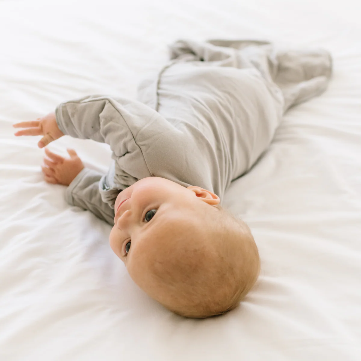 Dreamland Weighted Transition Swaddle, Varios Sizes & Colors - Image 26