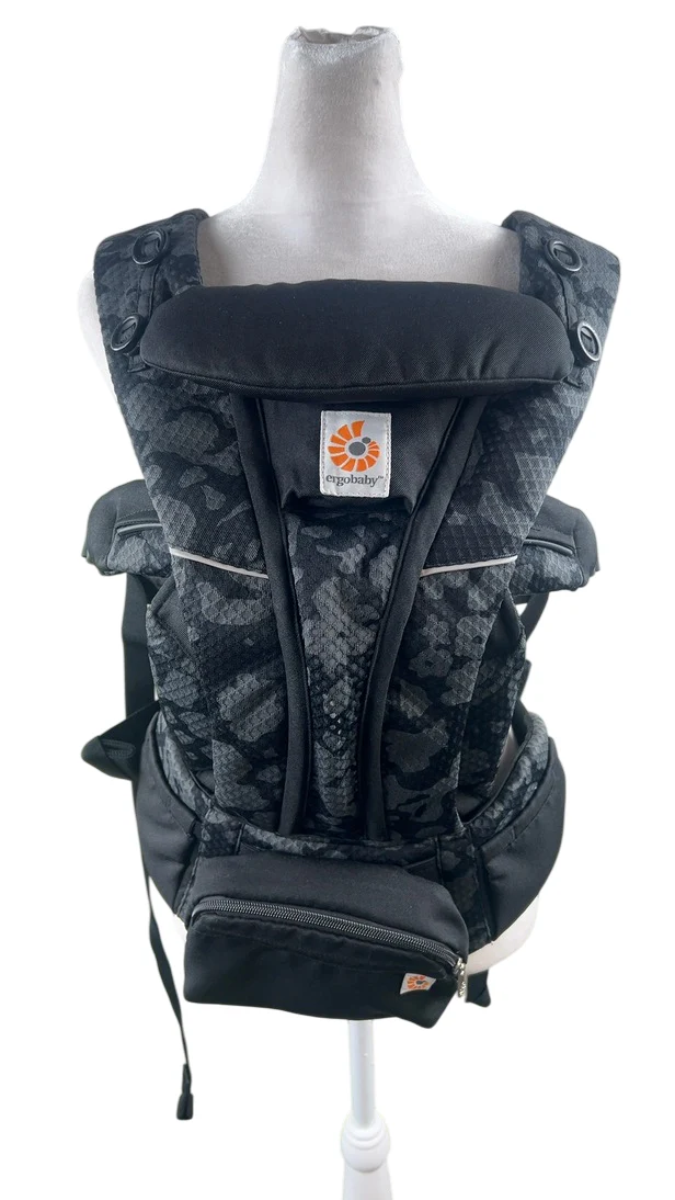 Ergobaby Omni Breeze Baby Carrier, Onyx Blooms