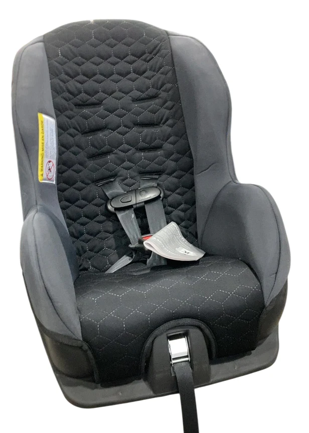 Evenflo Tribute Convertible Car Seat, 2025, Black quilt