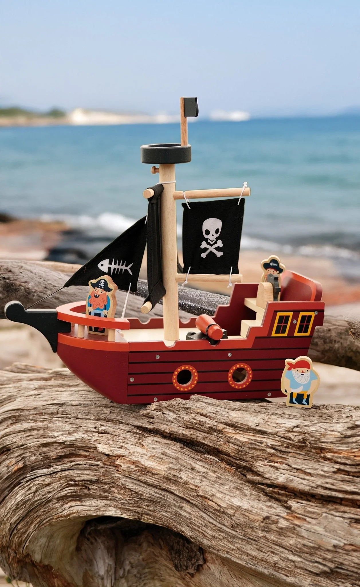 Mentari Fishbones Pirate Ship - Image 12