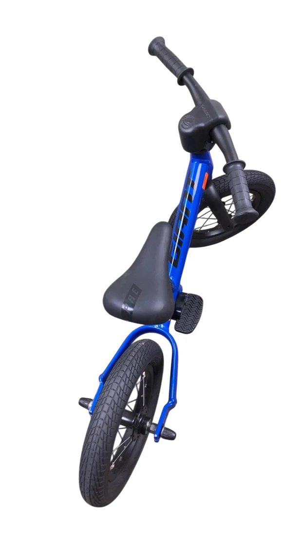 Giant PRE Balance Bike, Blue - Image 3
