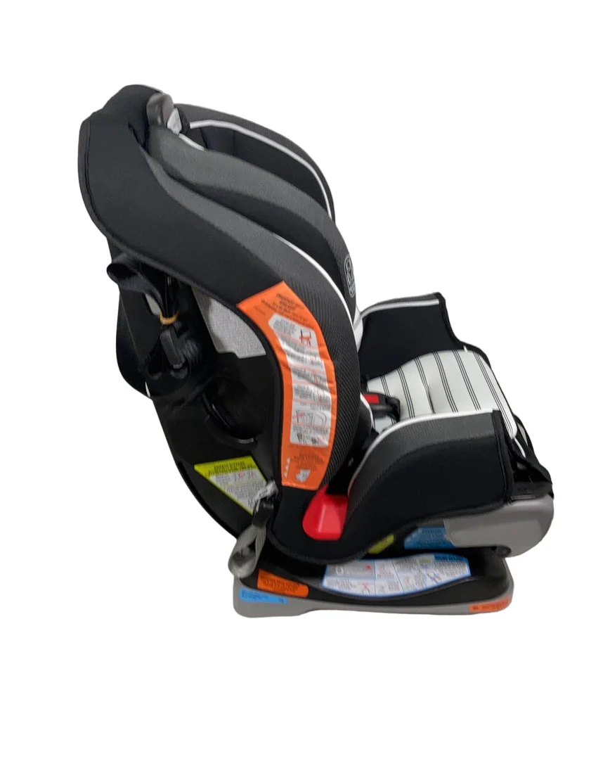 Graco Extend2Fit 3-in-1 Convertible Car Seat, 2022, Hamilton - Image 2