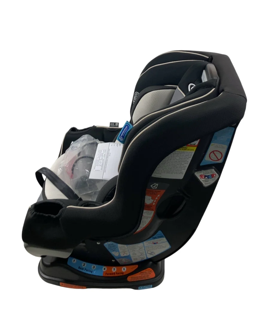 Graco Extend2Fit Convertible Car Seat, Gotham, 2023 - Image 2