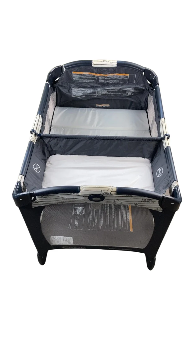 Graco Pack 'n Play Change 'n Carry Playard, Ripley - Image 3