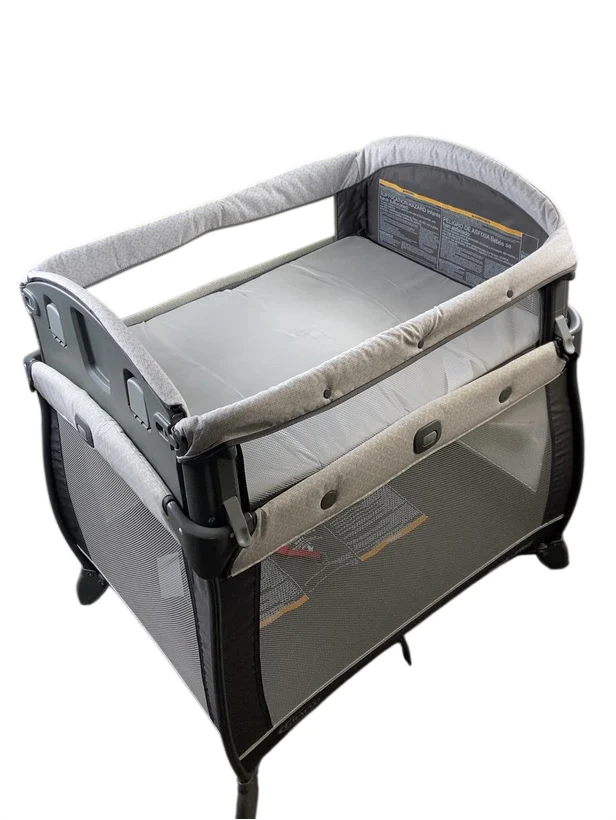 Graco Pack 'n Play Newborn2Toddler - Image 11