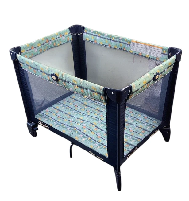 Graco Pack 'n Play On The Go Playard, Teal Safari Animals - Image 3