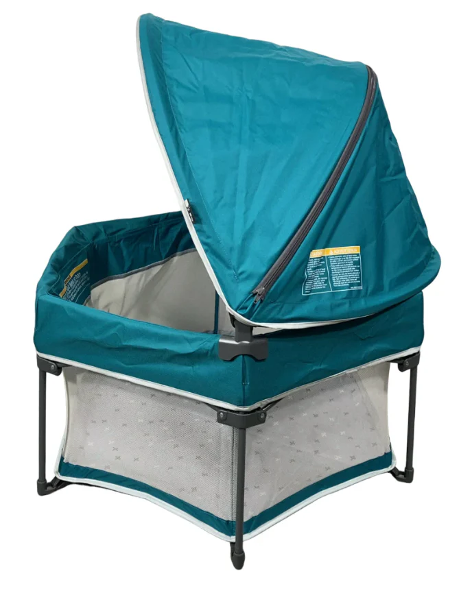Graco Travel Lite Portable Bassinet, Brixton Fashion - Image 2