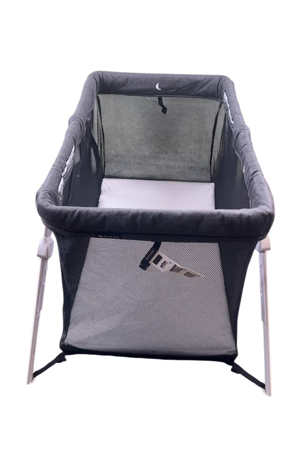 Guava Family Lotus Travel Crib And Sun Shade - Image 3