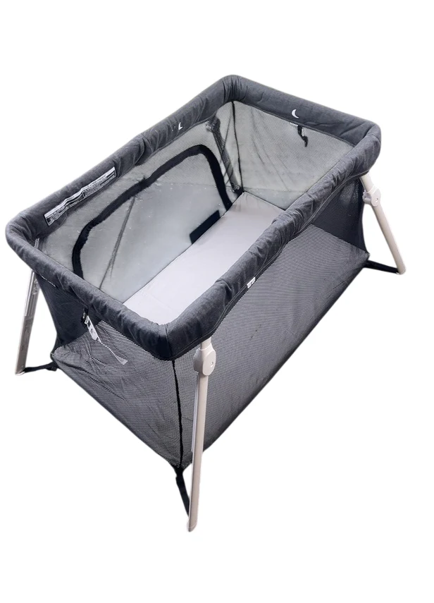 Guava Family Lotus Travel Crib And Sun Shade - Image 6