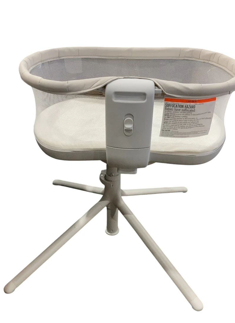 Halo Bassinest Swivel Sleeper 3.0, Grey - Image 3