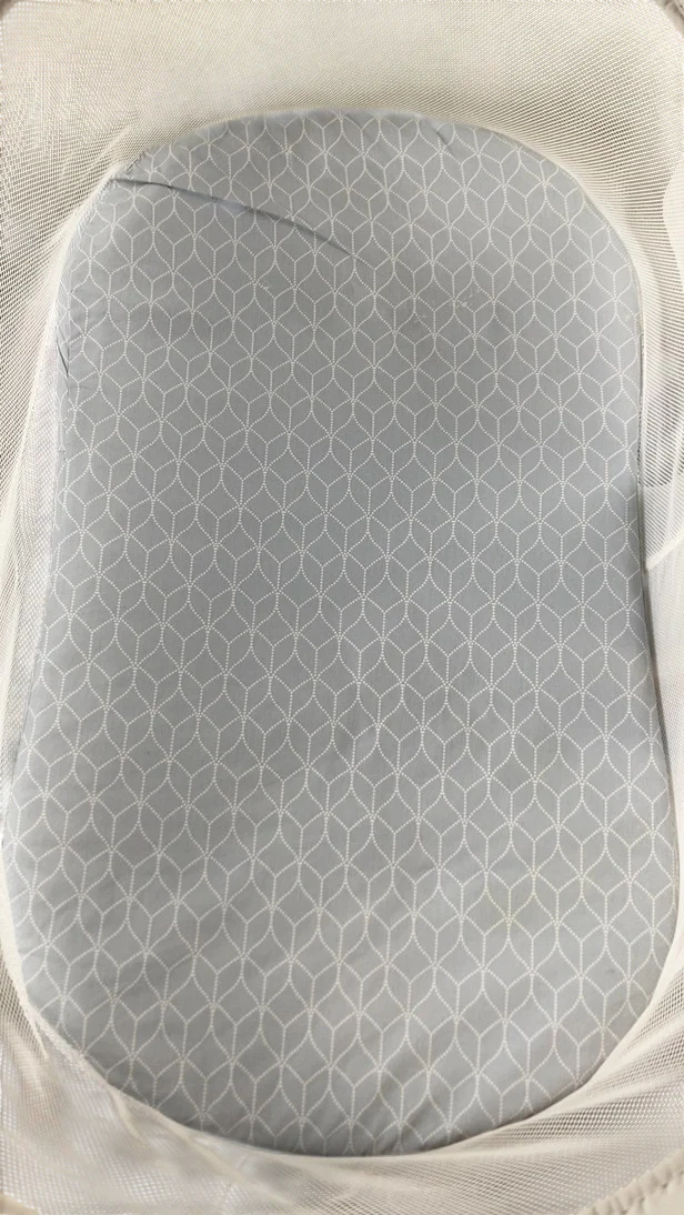 Halo Bassinest Swivel Sleeper 3.0, Grey - Image 7