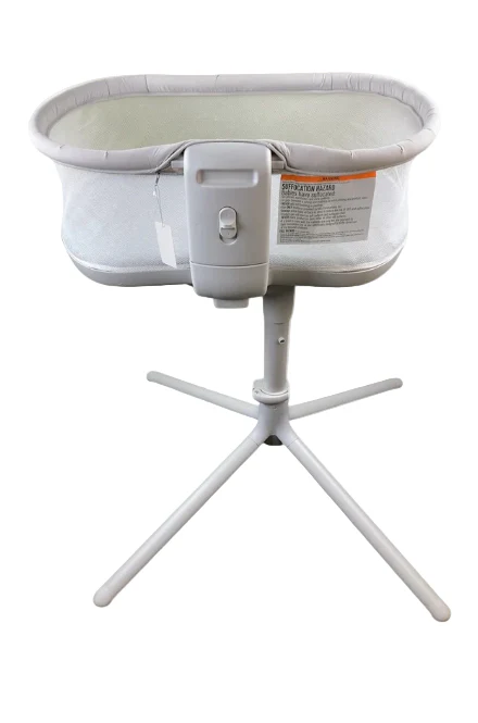 Halo Bassinest Swivel Sleeper 3.0, Grey - Image 3