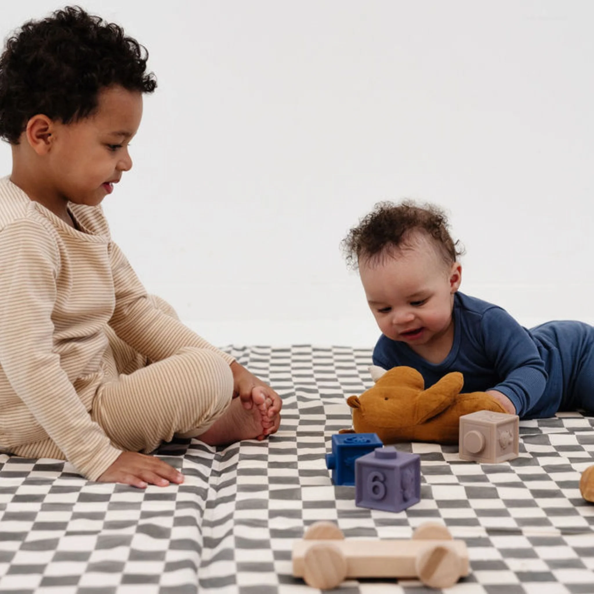 Toki Kids Checker Pepper Organic Cotton Cover - Image 4