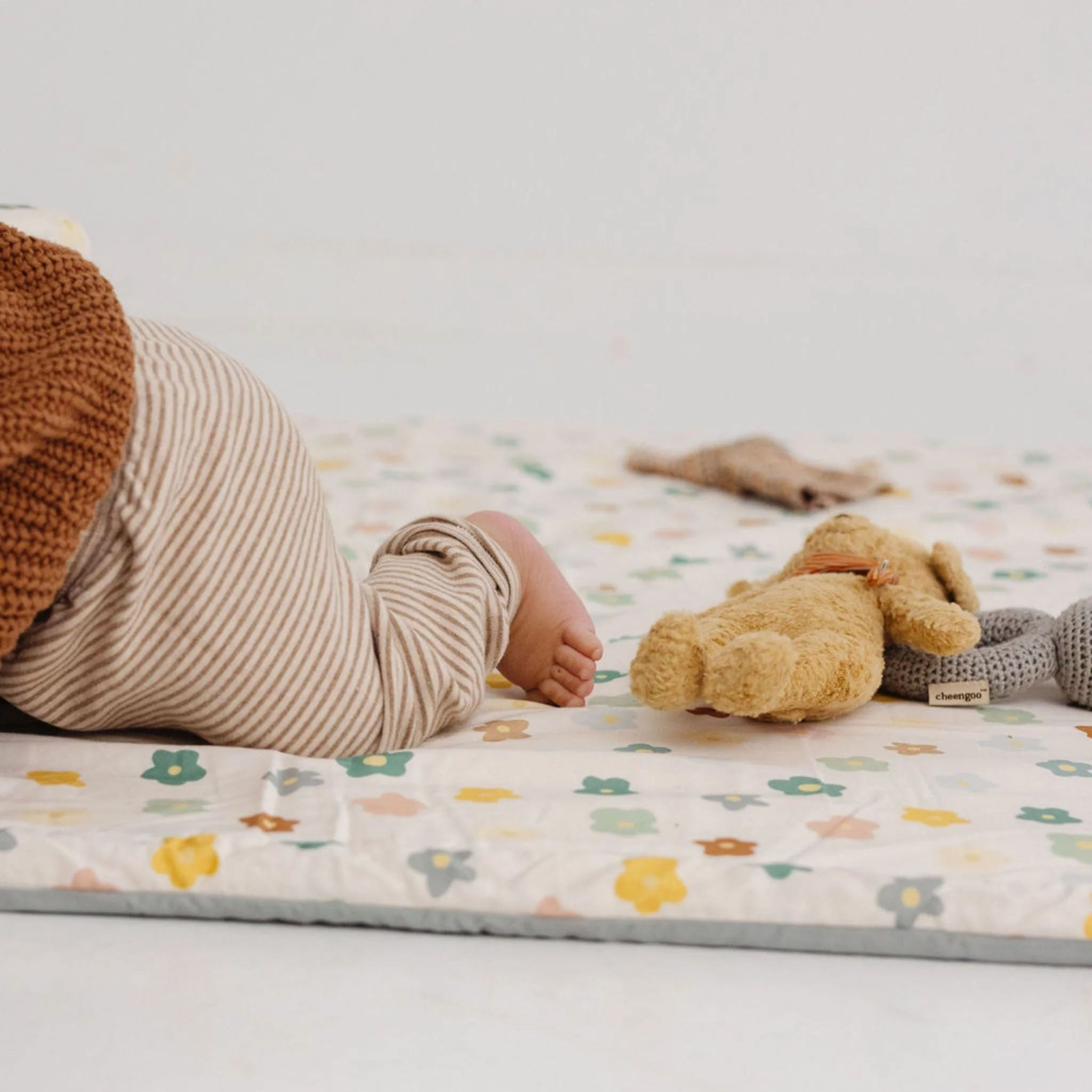 Toki KIds Playful Posies Organic Cotton Cover - Image 14