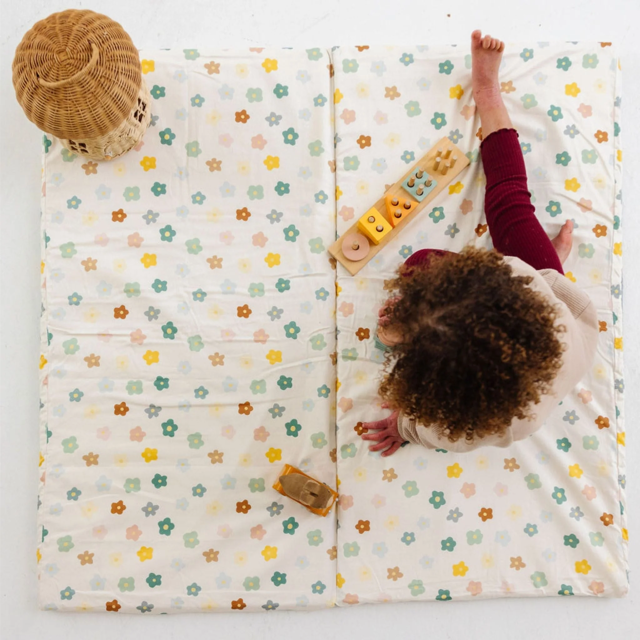 Toki KIds Playful Posies Organic Cotton Cover - Image 4