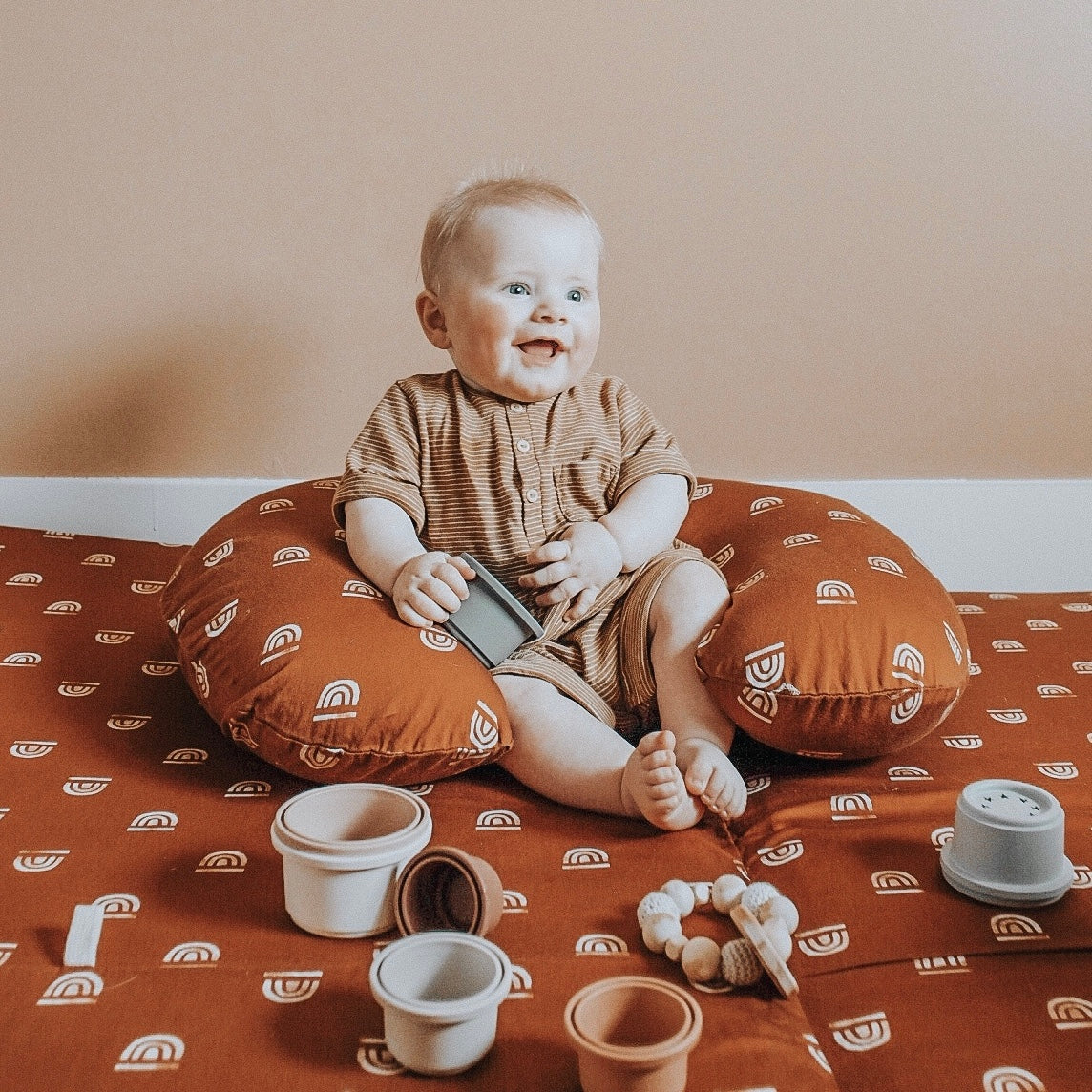 Toki Mats Padded Play Mat Cover, Rainbow Stamp in Rust Cover - Image 5
