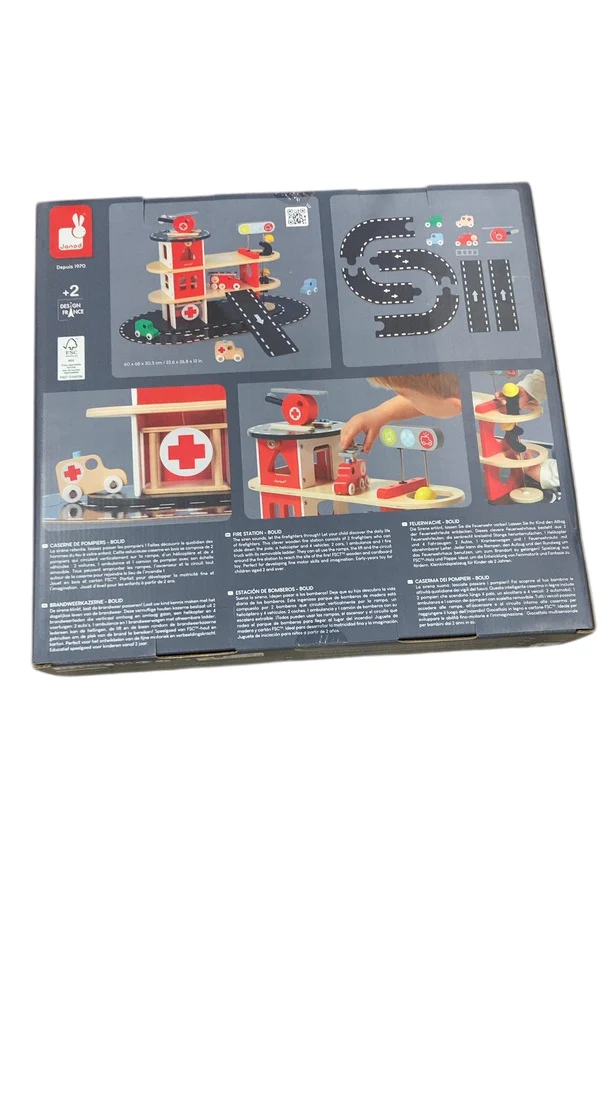 Janod Bolid Wooden Fire Station, 2+ - Image 3