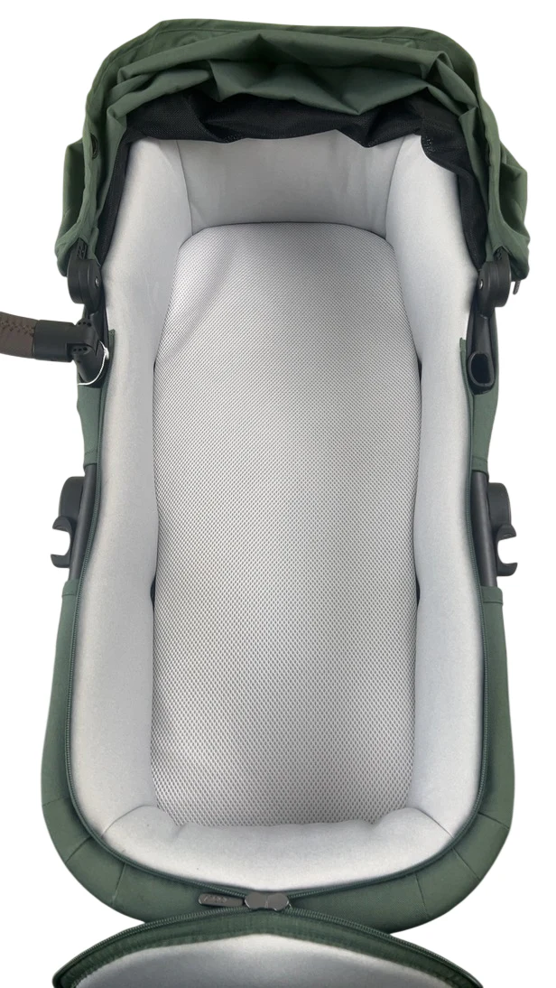 Joolz Aer+ Carrycot, Forest Green - Image 4