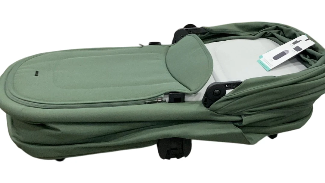 Joolz Hub+ Bassinet Carry Cot, Forest Green - Image 2