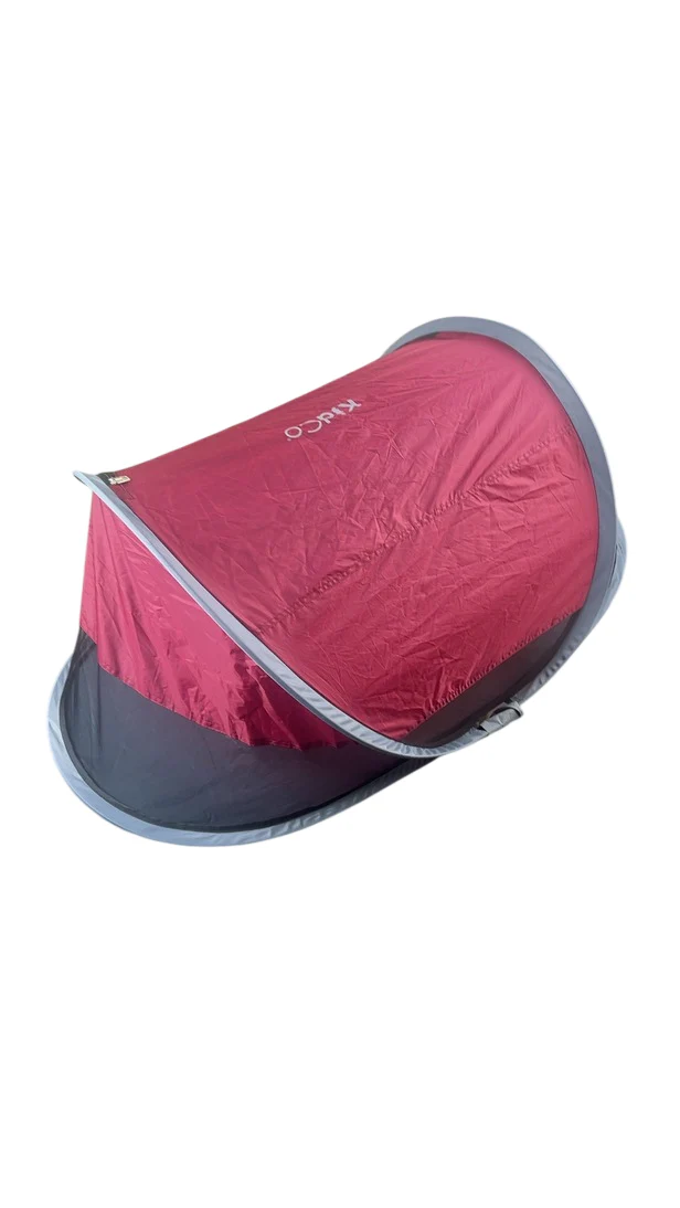 KidCo PeaPod Portable Travel Bed, Cranberry - Image 4