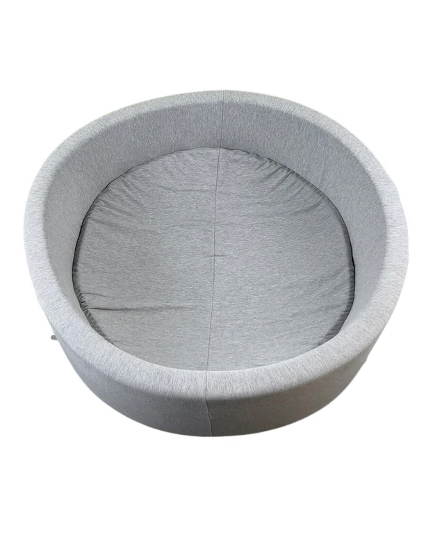 Larisa & Pumpkin Make Your Ball Pool, Grey