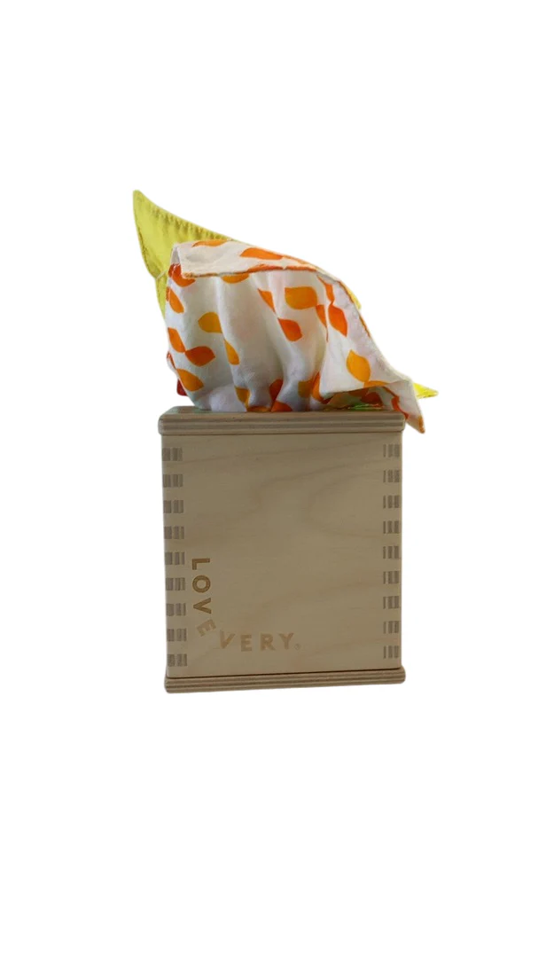 Lovevery Magic Tissue Box and Tissues - Image 2