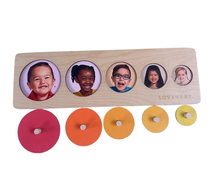 Lovevery The Babbler Play Kit - Image 10