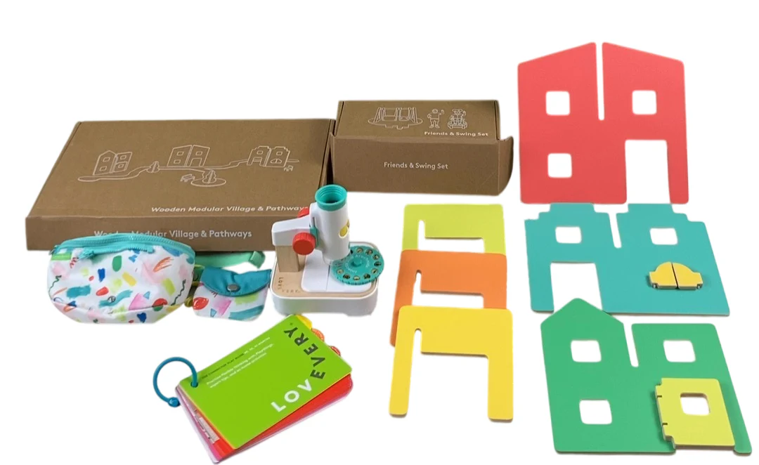Lovevery The Connector Play Kit