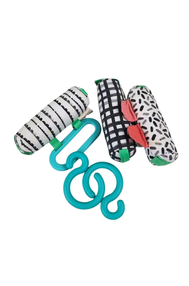 Lovevery The Looker Play Kit, Multicolor - Image 3