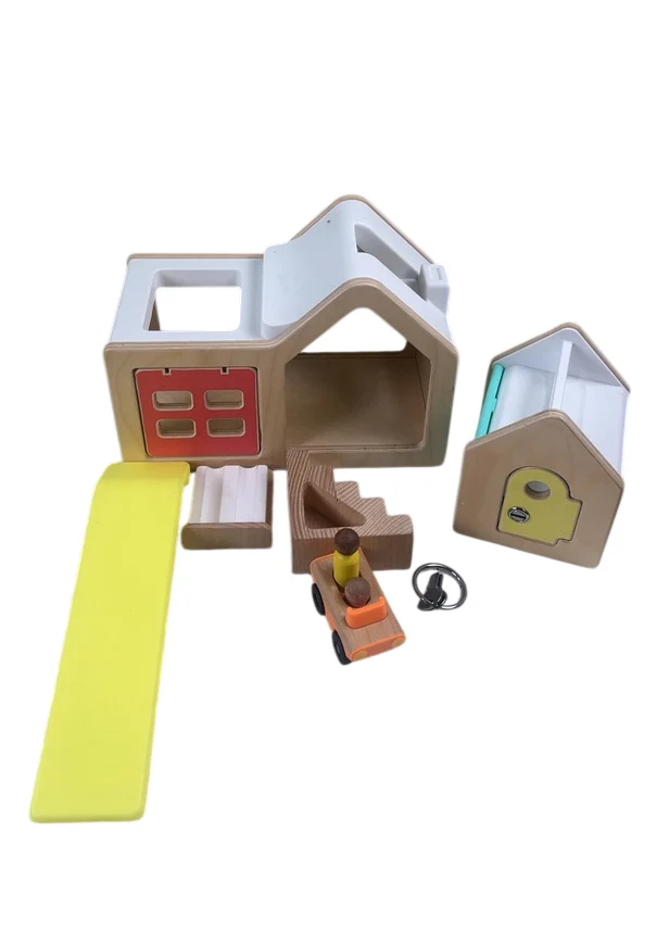 Lovevery The Observer Play Kit - Image 2