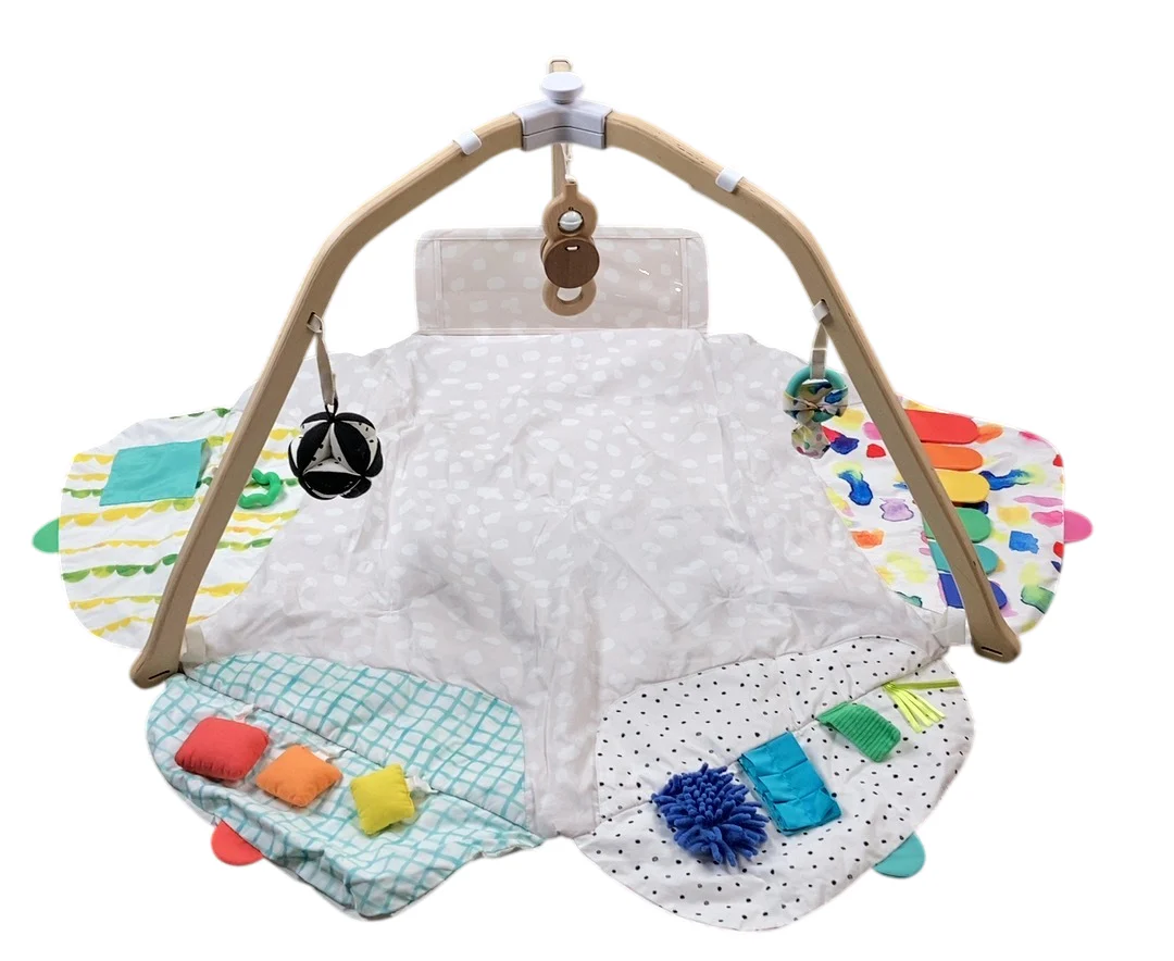 Lovevery The Play Gym with Play Strands