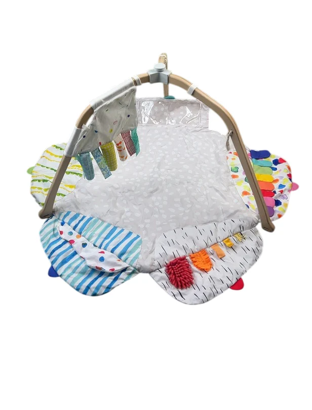Lovevery The Play Gym with Play Strands