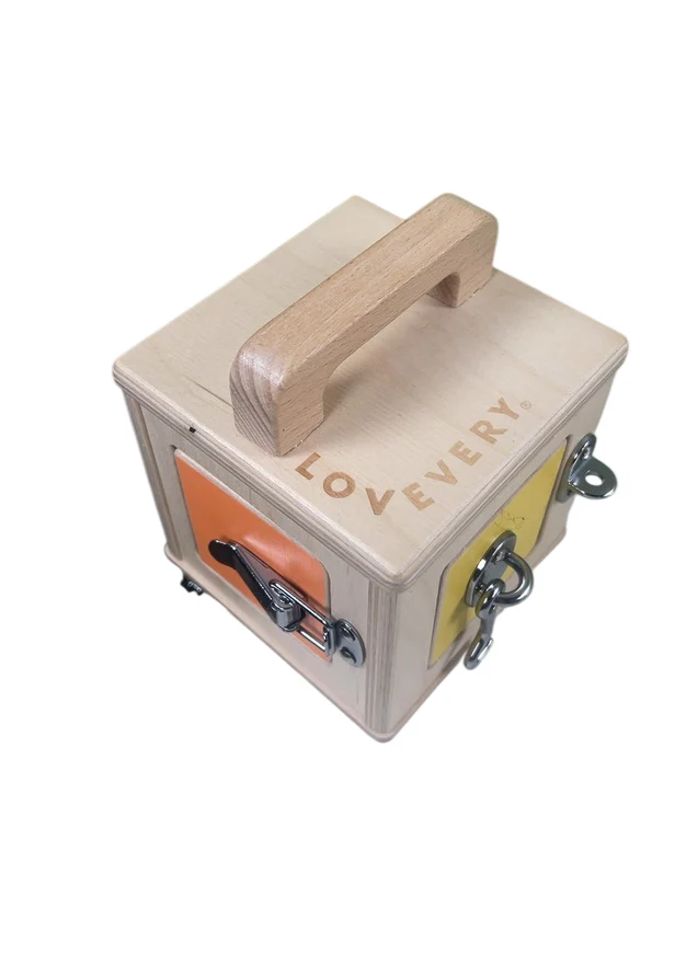 Lovevery The Realist Play Kit - Image 3