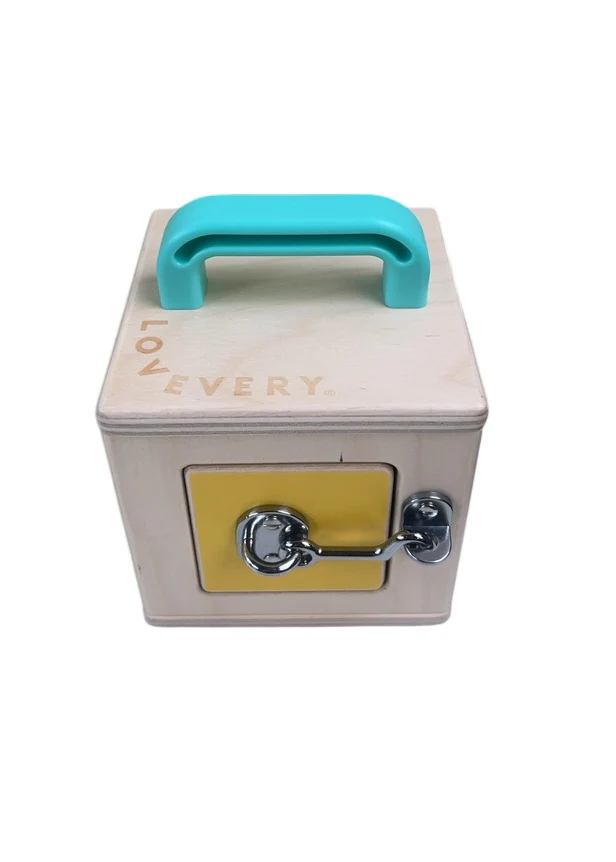 Lovevery The Realist Play Kit - Image 4