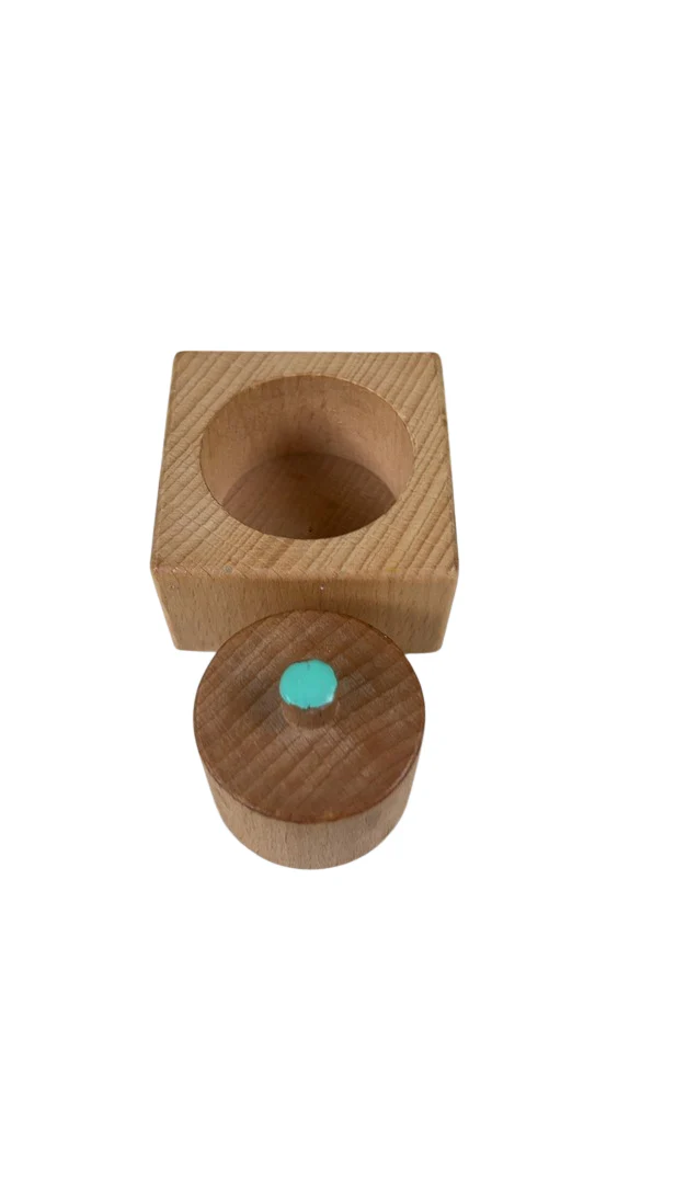 Lovevery The Thinker Play Kit - Image 7