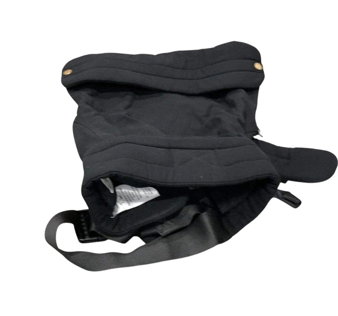 Mabē The Monarch Carrier, Ebony