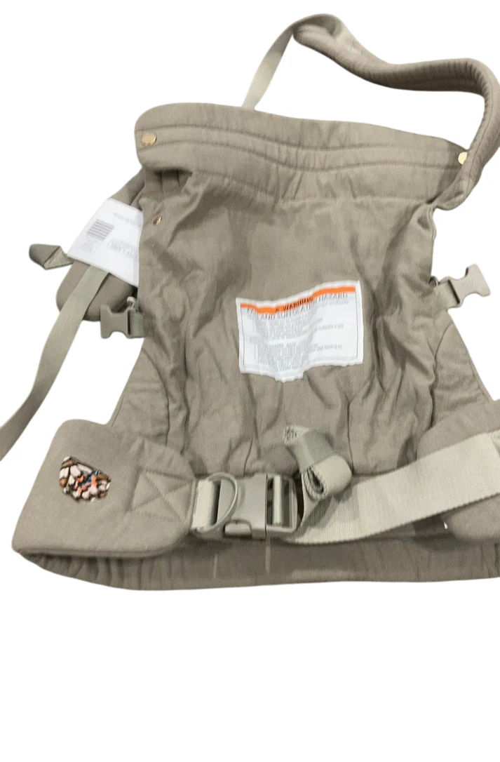 Mabē The Monarch Carrier, Stone Sage/Sage Green - Image 4