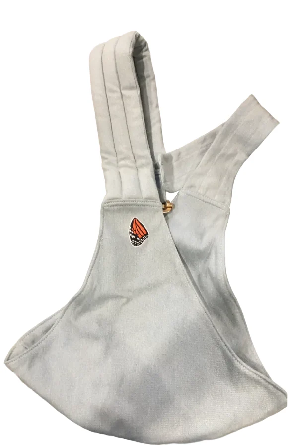Mabē The Monarch Toddler Sling, Dream Wash Denim - Image 3