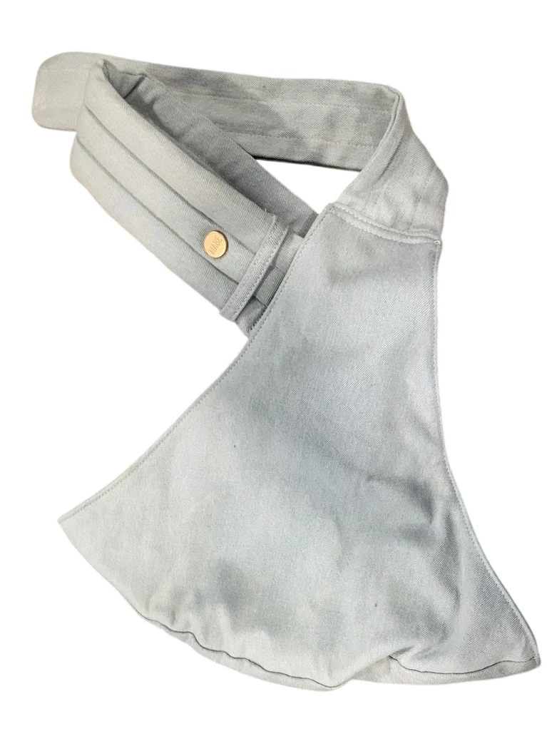 Mabē The Monarch Toddler Sling, Dream Wash Denim - Image 4