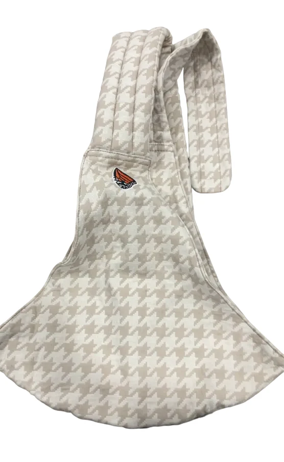 Mabē The Monarch Toddler Sling, Houndstooth