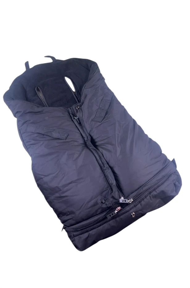 MacLaren Expandable Footmuff, Black - Image 2