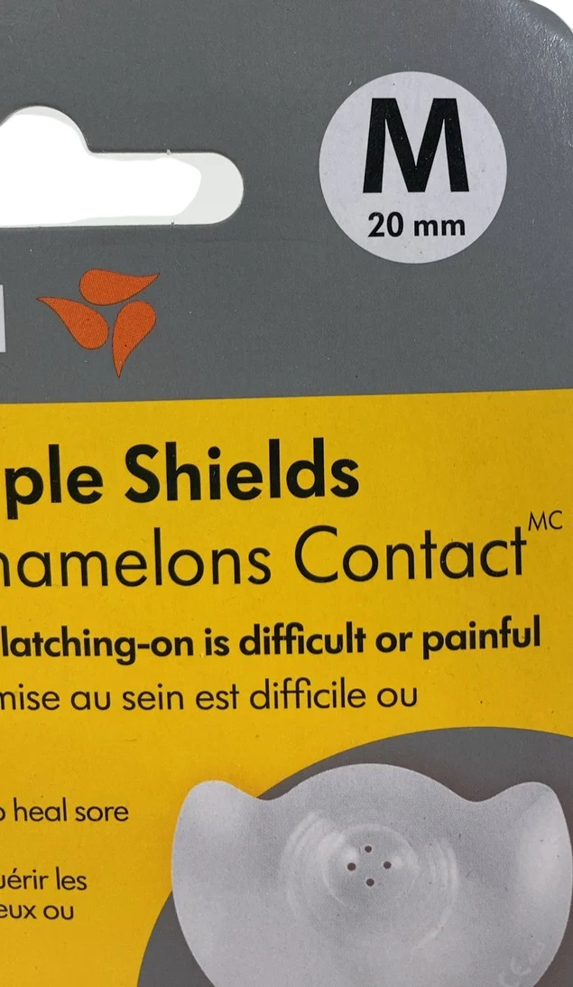 Medela Contact Nipple Shields and Case, 20mm - Image 3