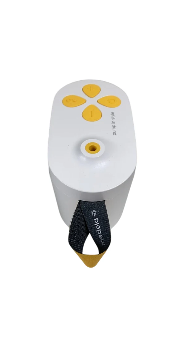Medela Pump In Style with MaxFlow, Double Electric Pump with Portable Bag - Image 4